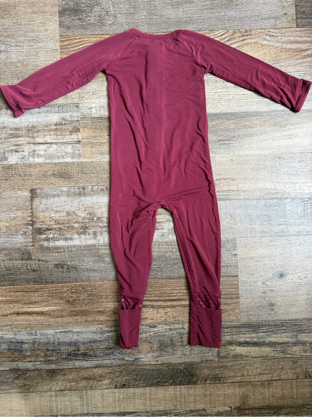 Bums & Roses Berry Dramatic Convertible Romper - Picture 4 of 4